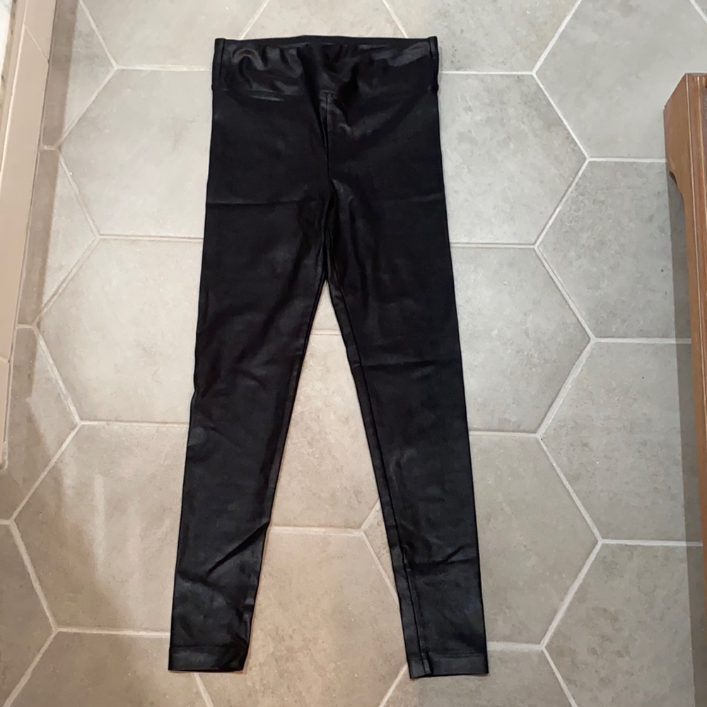 shiny koral leggings